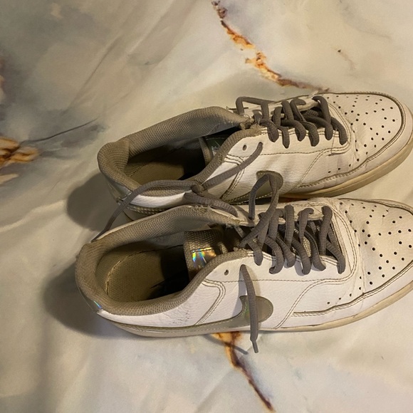 Nike shoes size 9.5 - Picture 3 of 9